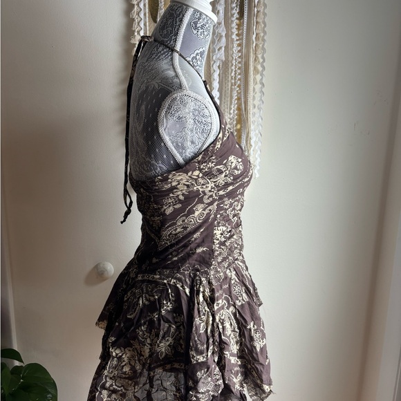 Urban Outfitters Brown and Cream Textured Top - Picture 4 of 9